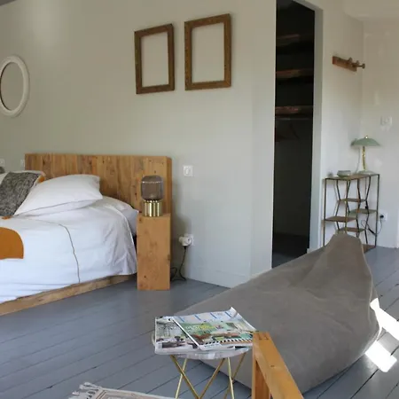 לינה וארוחת בוקר La Grande Maison