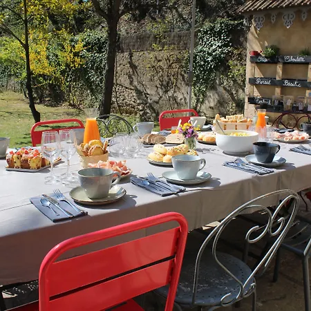 לינה וארוחת בוקר La Grande Maison